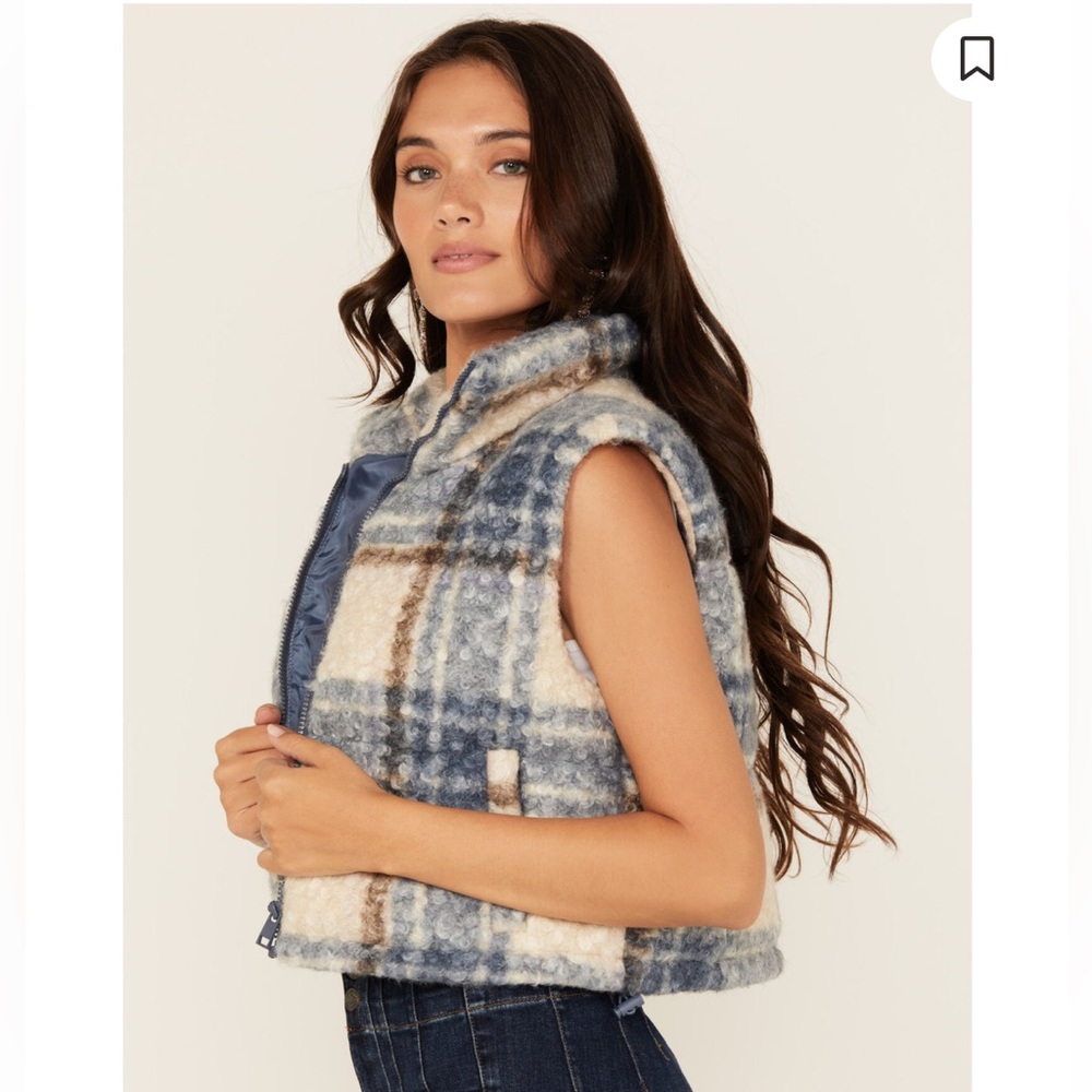 BOOT BARN STOOSH WOMEN'S PLAID PRINT ZIP-UP CROPPED PUFFER VEST